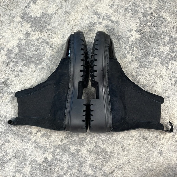 New AGL Mary Beat Quilted Ankle Boot Patent Leather Cap Toe Sz 38.5 - Picture 11 of 16